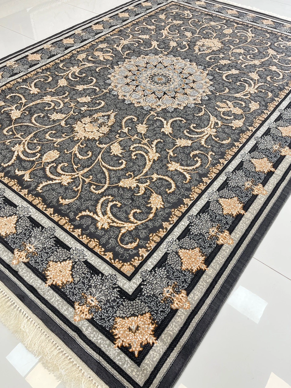 فرش اکرولیک 700شانه طرح کلاسیک