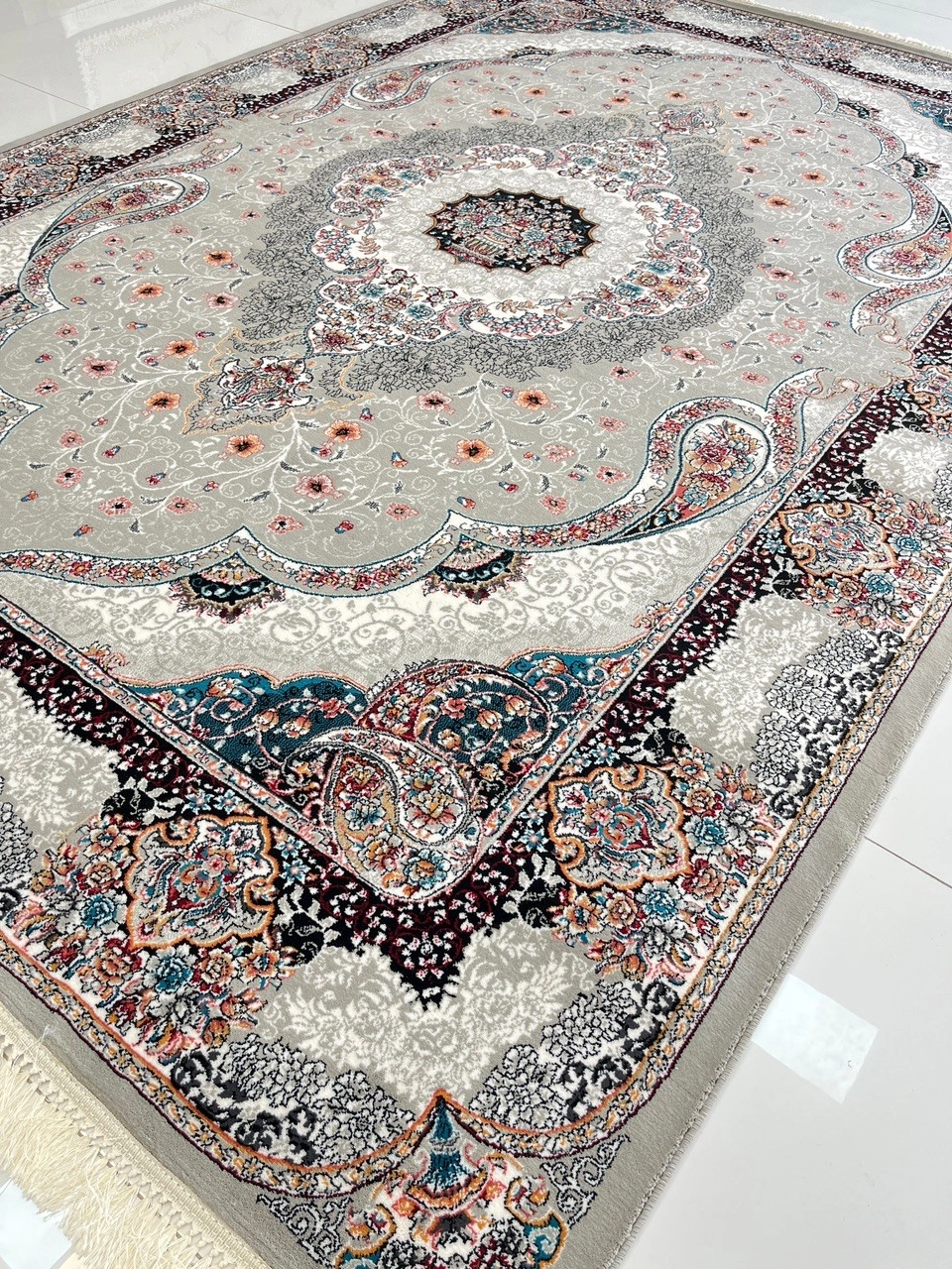 فرش اکرولیک 700شانه طرح ماریانا