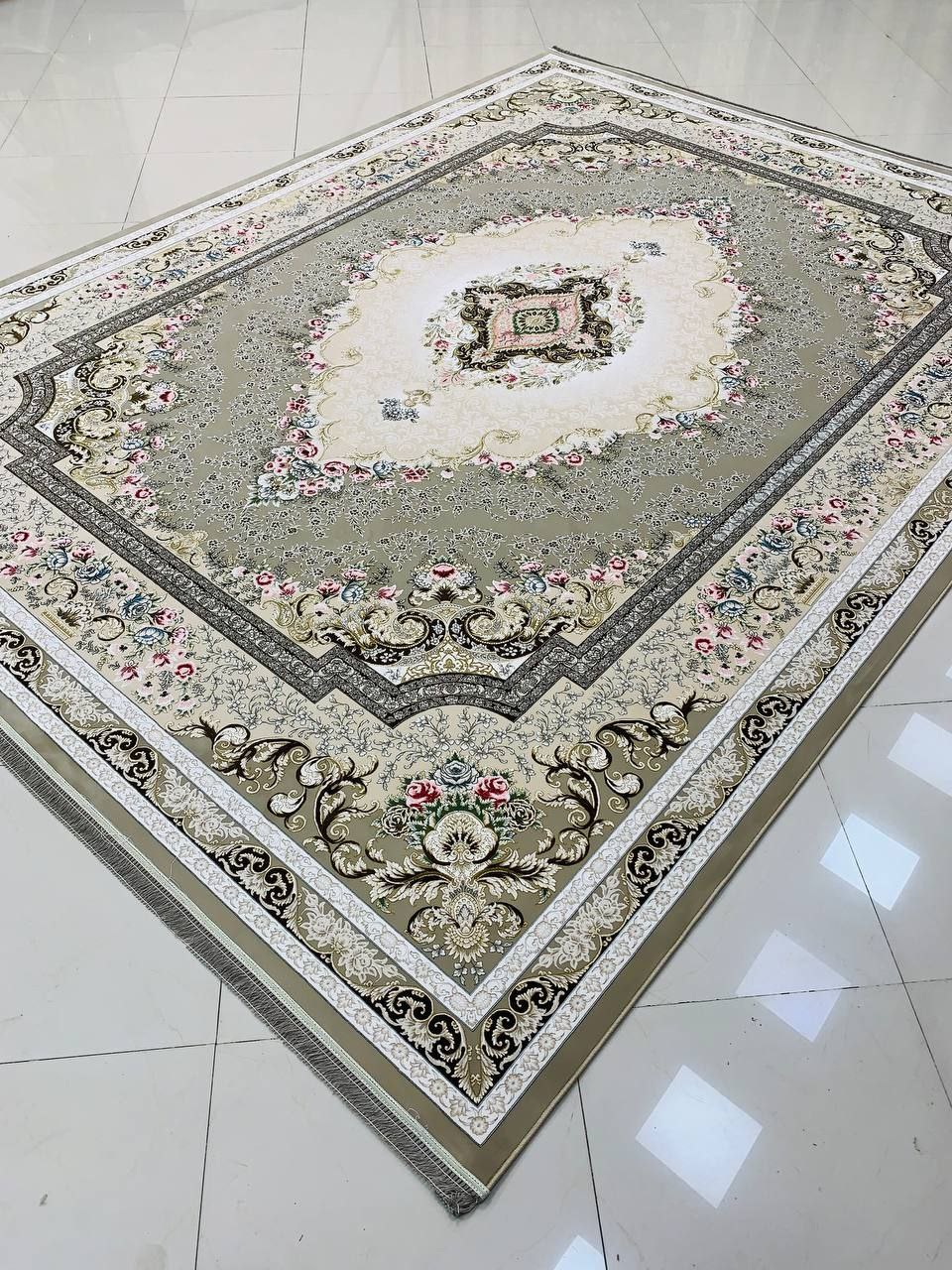 فرش  صادراتی1200شانه کاشان تراکم  گل برجسته 10رنگ3600صددرصد اکرولیک  عقیق mg