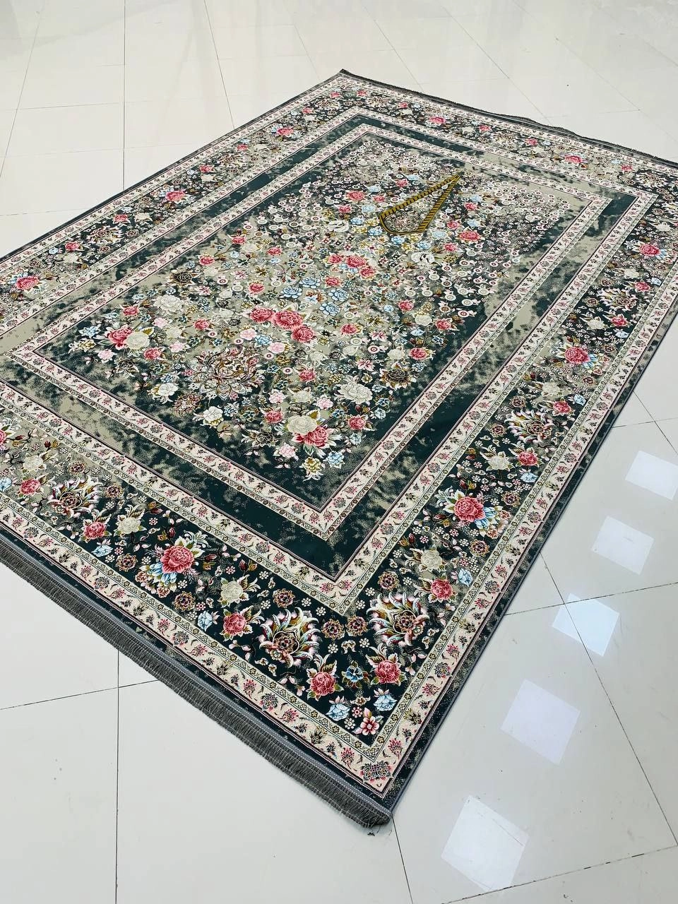 فرش  صادراتی1200شانه کاشان تراکم  گل برجسته 10رنگ3600صددرصد اکرولیک  عقیق mg