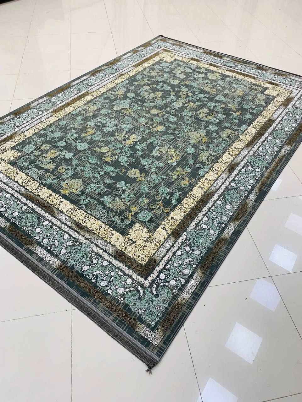 فرش  صادراتی1200شانه کاشان تراکم  گل برجسته 10رنگ3600صددرصد اکرولیک  عقیق mg