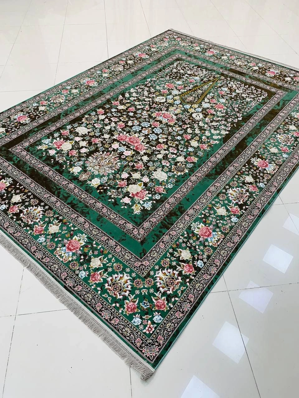 فرش  صادراتی1200شانه کاشان تراکم  گل برجسته 10رنگ3600صددرصد اکرولیک  عقیق mg