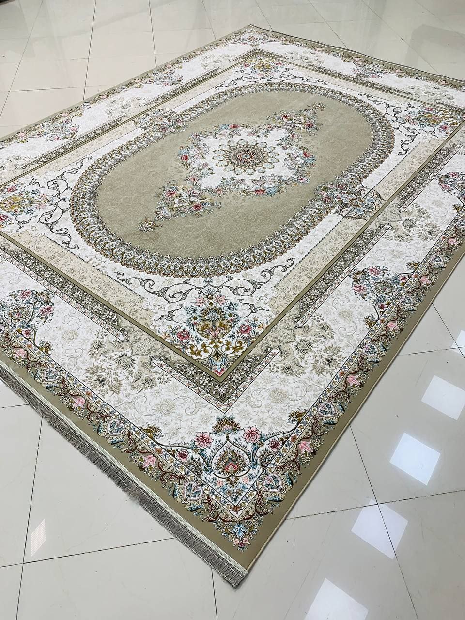 فرش  صادراتی1200شانه کاشان تراکم  گل برجسته 10رنگ3600صددرصد اکرولیک  عقیق mg