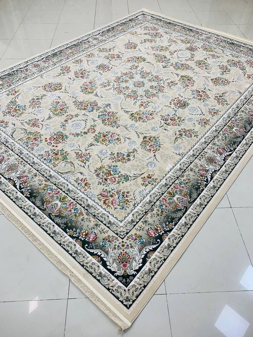 فرش  صادراتی1200شانه کاشان تراکم  گل برجسته 10رنگ3600صددرصد اکرولیک  عقیق mg